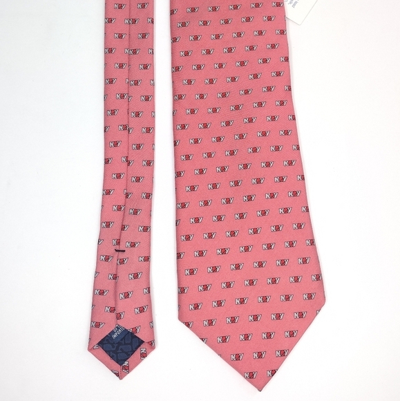 NWT Vineyard Vines Martha's Vineyard Silk Tie - Picture 3 of 11